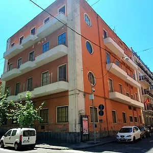 Casa Claudia Aeroporto di Catania Fontana Rossa