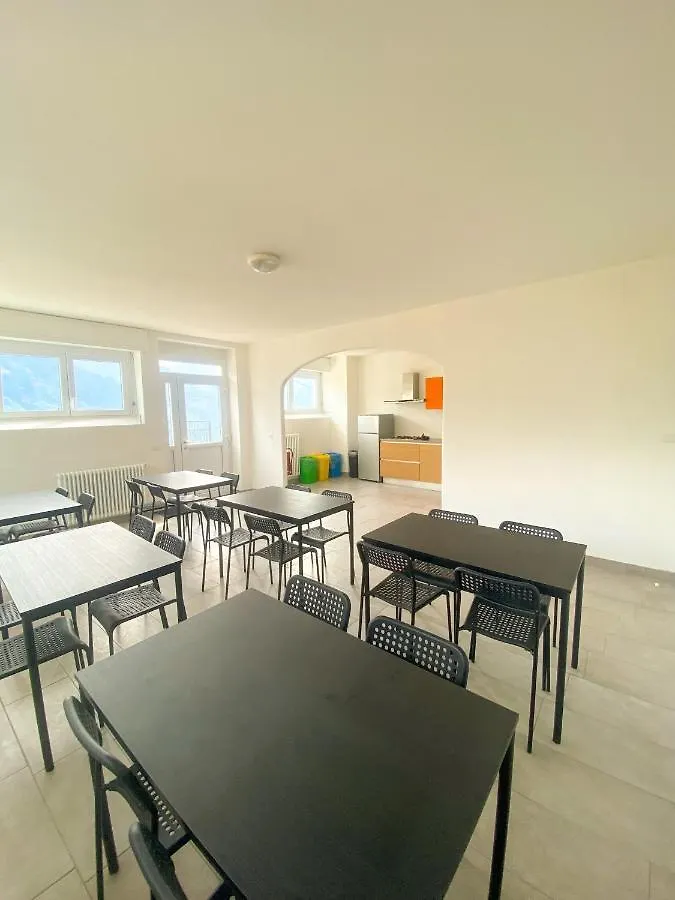Indomita Alps Hostel Castione Andevenno