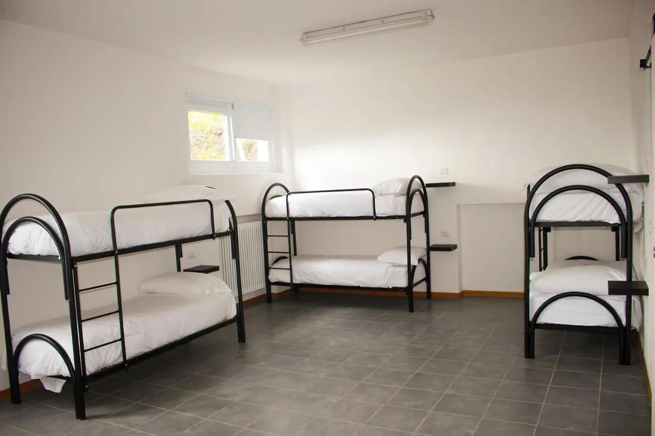 Indomita Alps Hostel Castione Andevenno